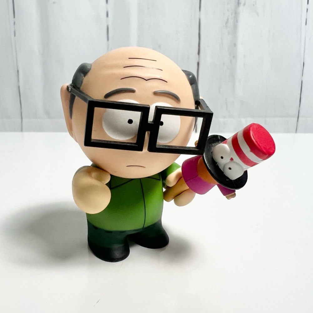 Kidrobot South Park Series 1 Mr Garrison 3" Vinyl Mini Figure 2011 with Mr Hat